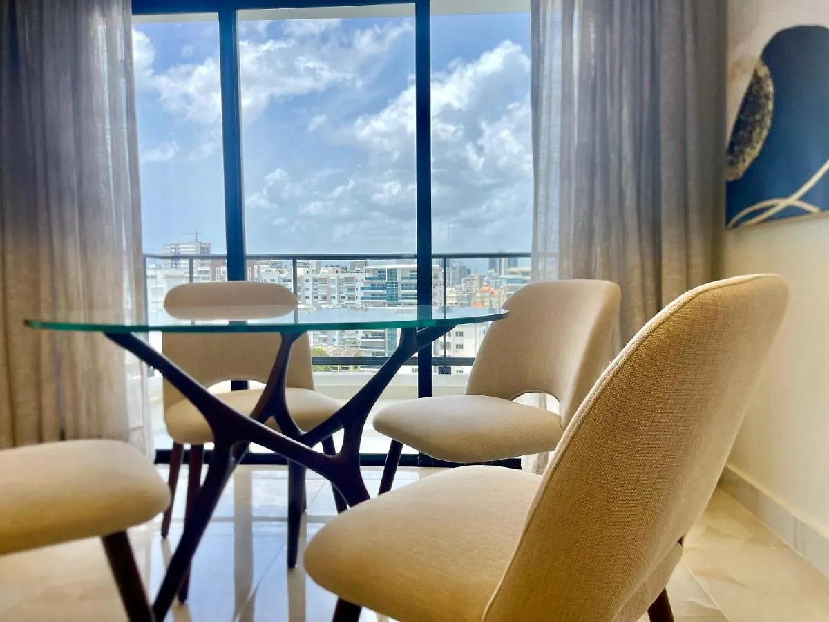 Downtown Luxury Apt Naco: 2Br 2Ba Santo Domingo