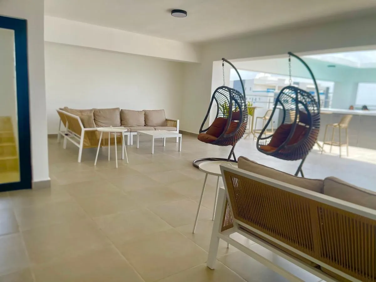 Downtown Luxury Apt Naco: 2Br 2Ba Santo Domingo